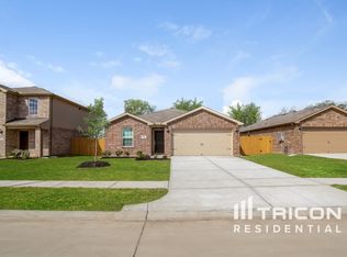 616 Totem Trail Dr, La Marque, TX 77568