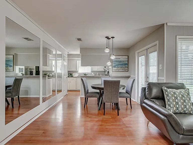 6014 De Lange Ln — Photo 16
