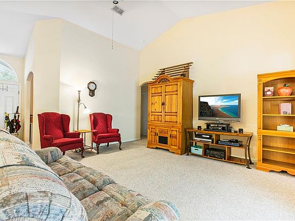 4th image of 1255 Brentwood Dr