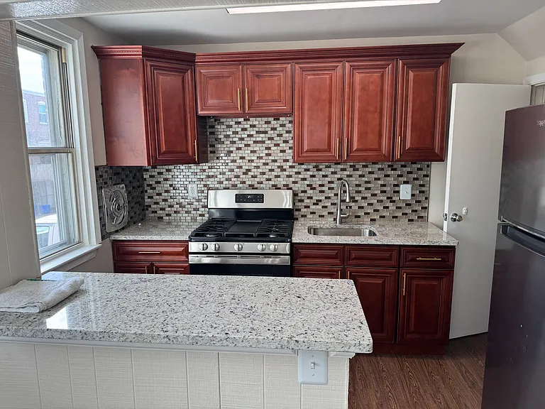 6019 Summerdale Ave — Photo 11