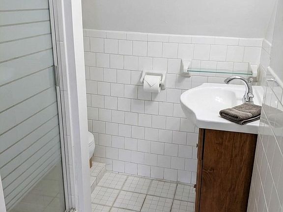 4th image of 8616 90th Street