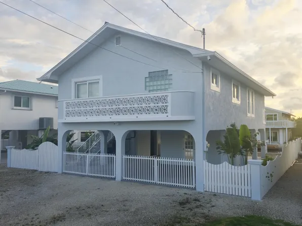 3667 S Southseas St, Big Pine Key, FL 33043