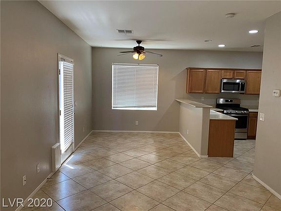 4th image of 8909 Trickling Springs Ct