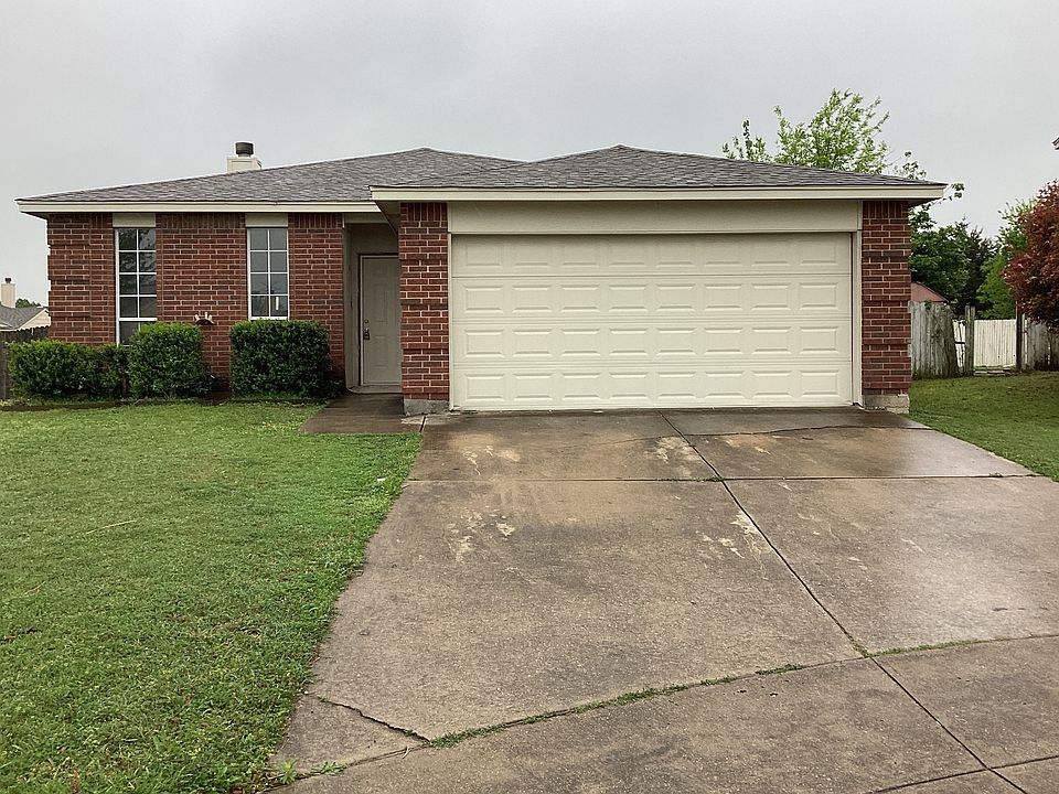 1st image of 1800 Lost Trail Ct