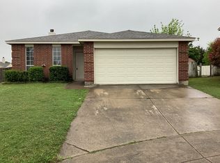 1800 Lost Trail Ct, Arlington, TX 76002