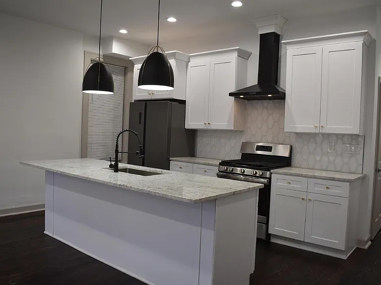 3850 Juniata St — Photo 4