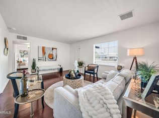 2221 W CLARENDON Avenue W, Phoenix, AZ 85015