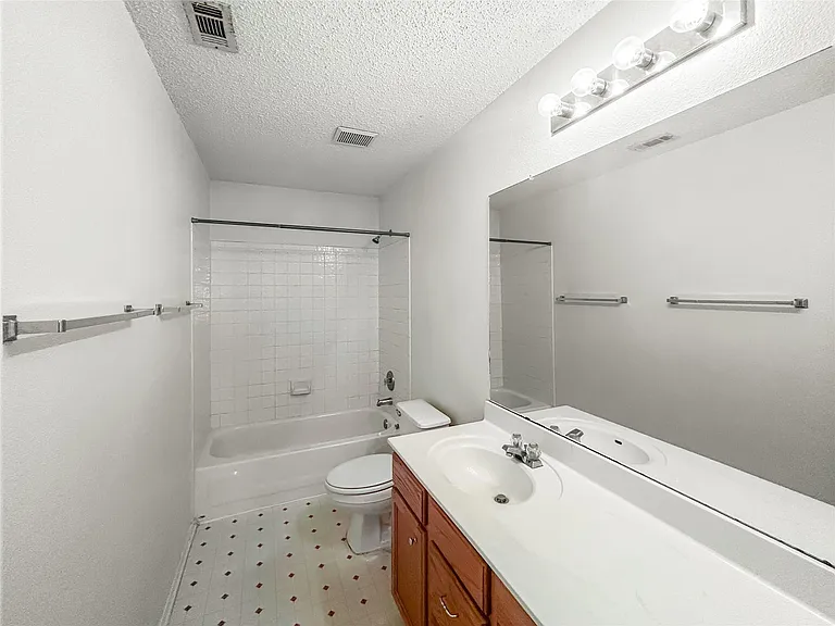 12951 Dionysus Dr — Photo 24