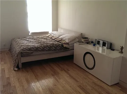 Rented by Kian Realty | media 22