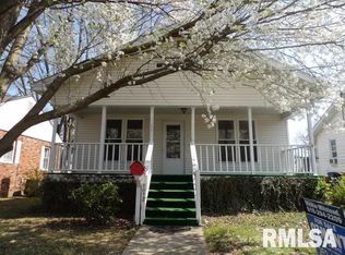 1012 S Roosevelt St, Harrisburg, IL 62946