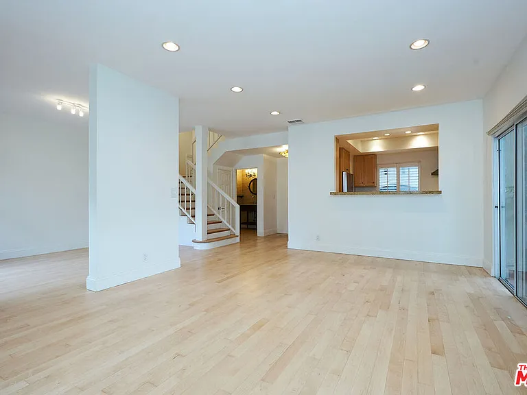 2708 Arizona Ave #A — Photo 6
