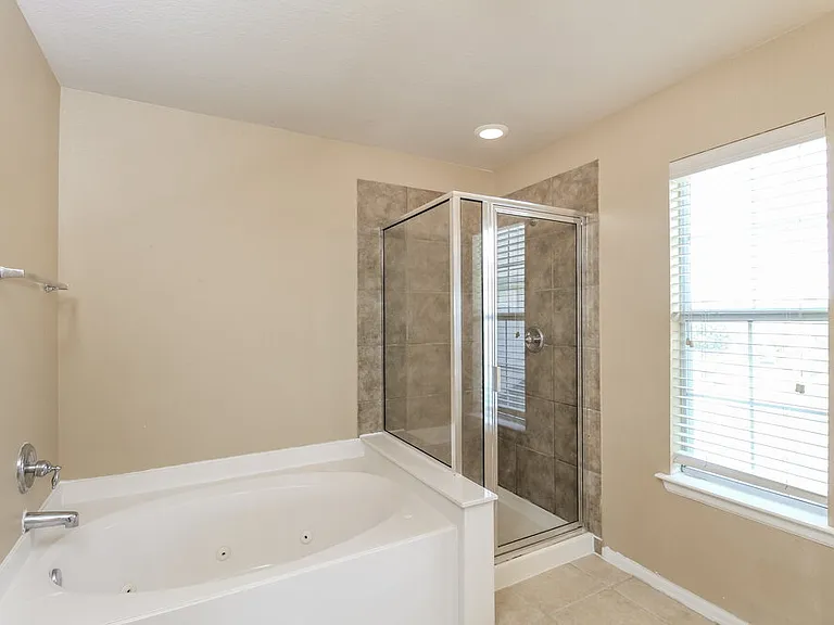 3029 Gettysburg Ln — Photo 14