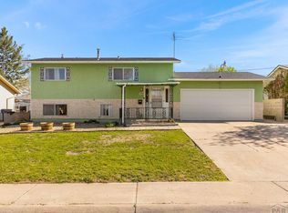 3800 Canterbury Ln, Pueblo, CO 81005