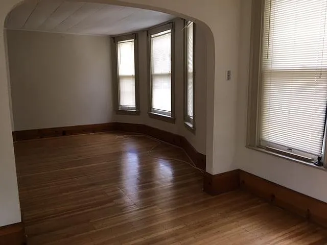 2 bed, 2000 sqft, $1,475 — Photo 4