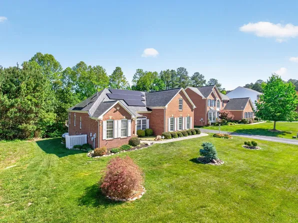 64 Blue Ridge Ter, Gordonsville, VA 22942