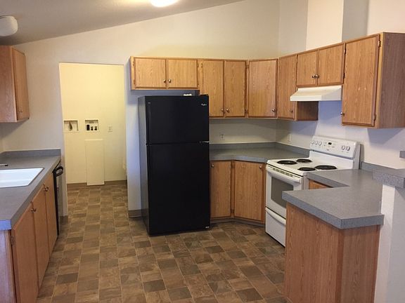 4th image of 700 N Mill St Unit 3