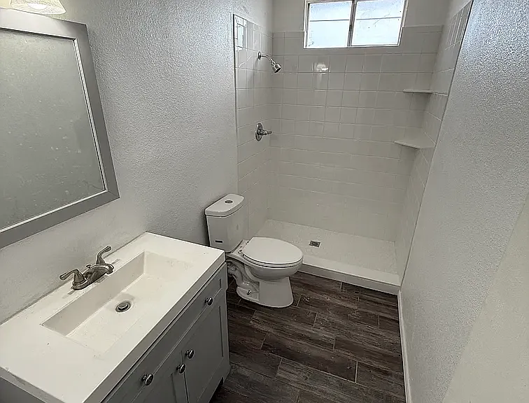 2229 S Olivia Ave — Photo 5