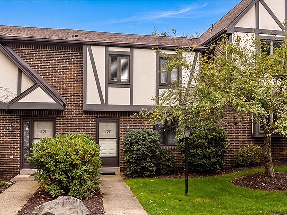 2nd image of 302 Olde Ingomar Ct