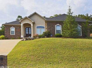 20 Basswood Ter, Maumelle, AR 72113
