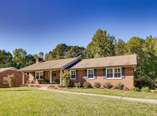841 Maxine St, Kernersville, NC 27284