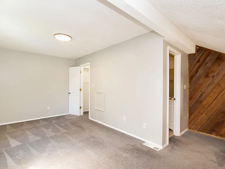 1120 McBrien Rd #A — Photo 9