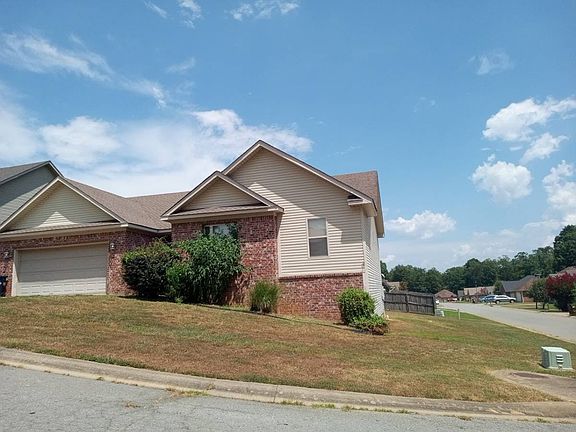 2nd image of 2000 Reagan Cv