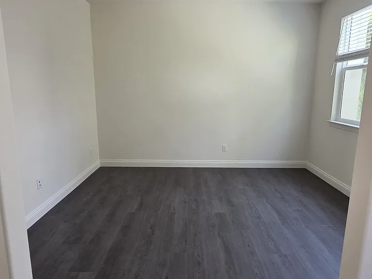 10519 Wilding Dr — Photo 13