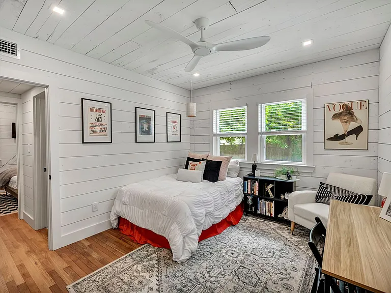 701 Harris Ave — Photo 25