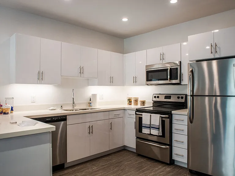 L Lofts — Photo 41