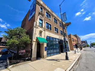 818 W Diversey Pkwy, Chicago, IL 60657