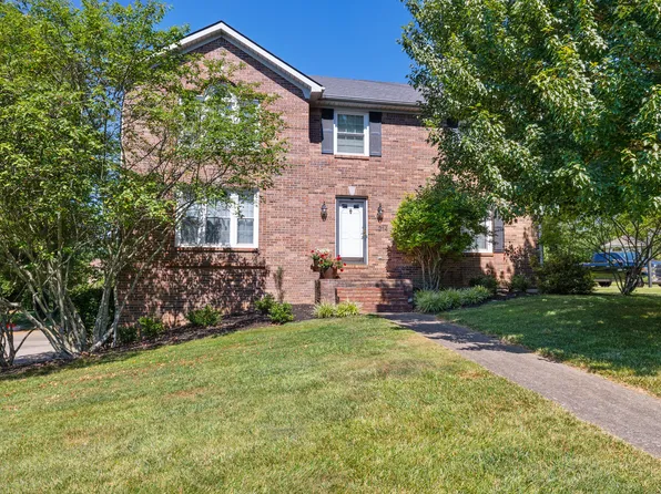 214 Man O War Dr, Danville, KY 40422