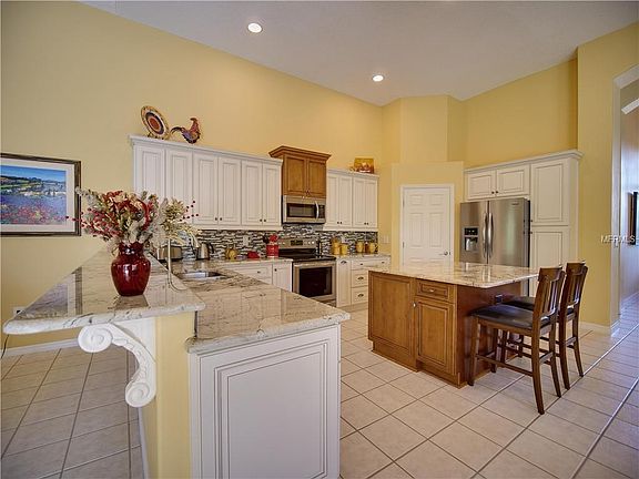 5th image of 1906 Greenside Dr