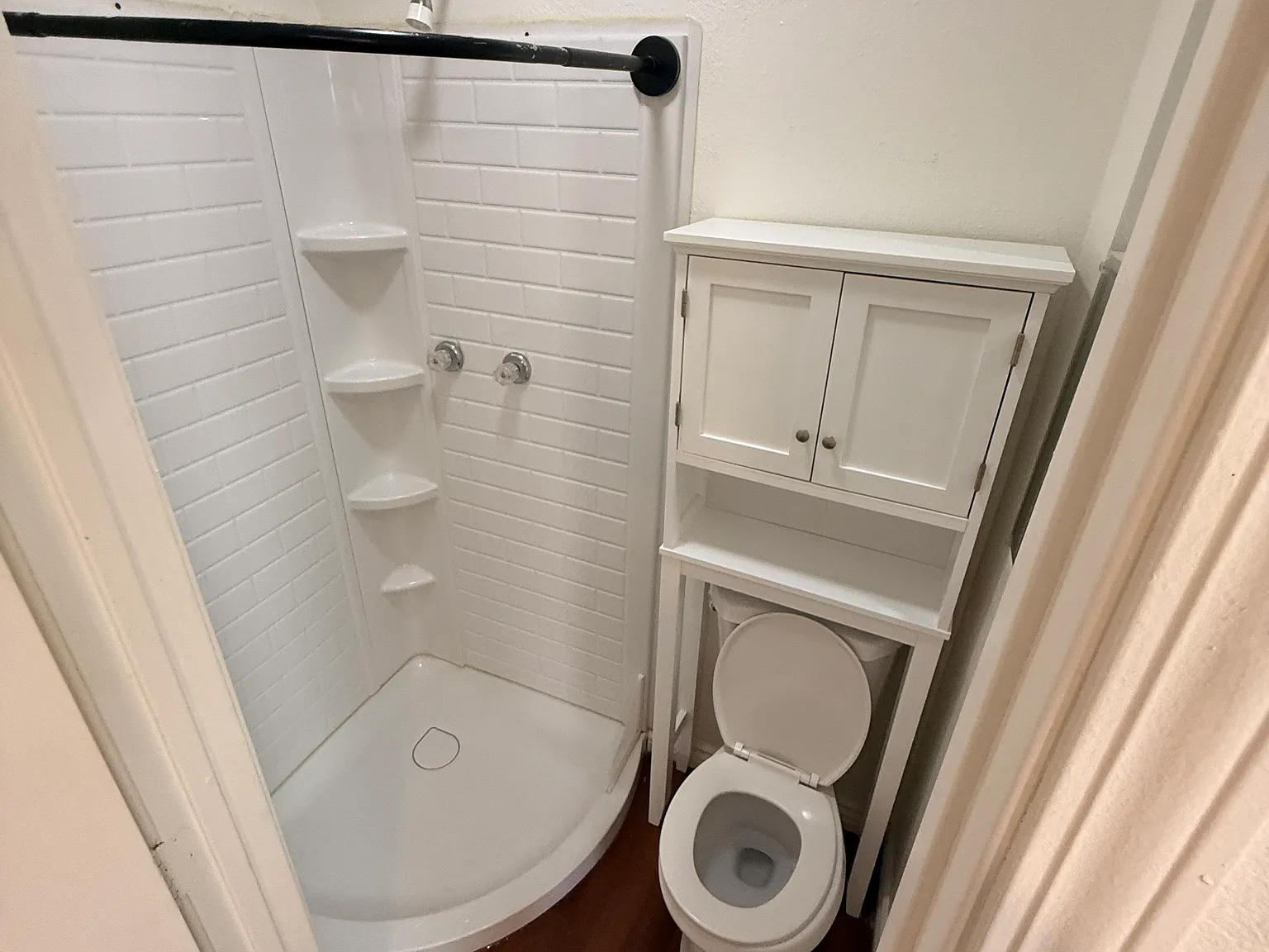 Studio, 250 sqft, $1,500 — Photo 4