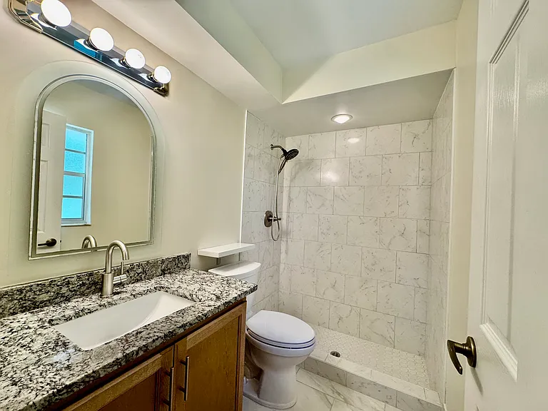 29 Foxhall Ln — Photo 10