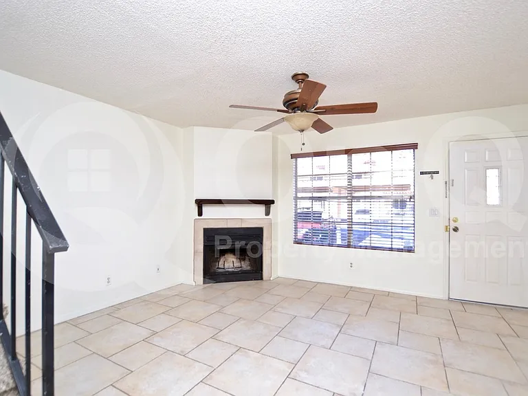 4601 N 102nd Ave #1079 — Photo 6