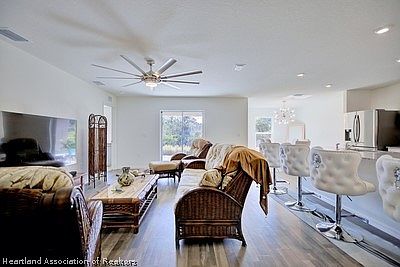 4th image of 7305 Ancha St