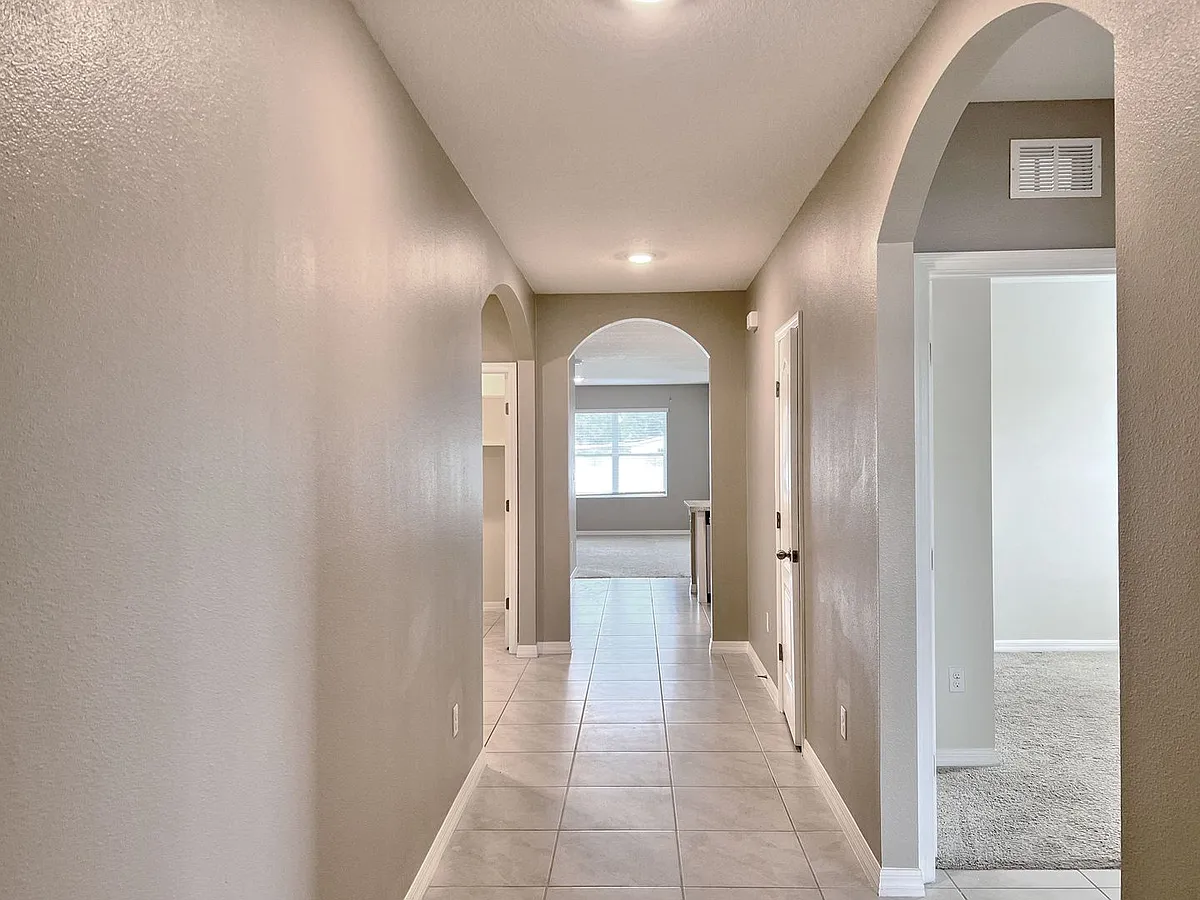 Building Photo - 106 Jace Way