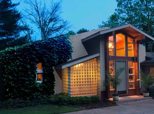 4332 E Ridgeview Dr, Springfield, MO 65809