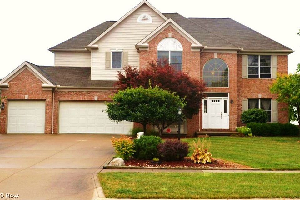 1st image of 21672 Fairfield Pl