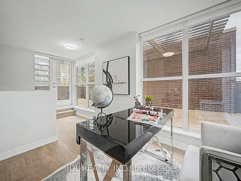 31 Brunel Ct #Townhouse 8 — Photo 25