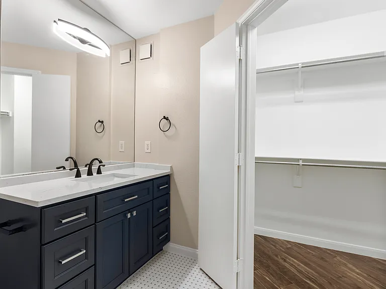 4611 Travis St #801B — Photo 19