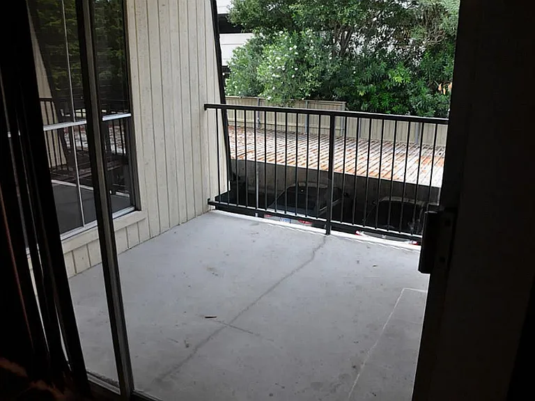 800 Post Oak Blvd #6 — Photo 12