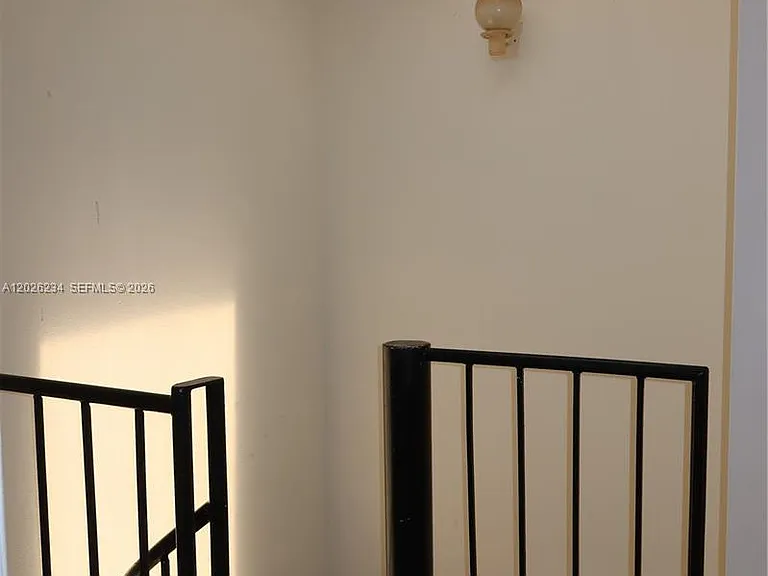 3190 Bird Ave #15 — Photo 4