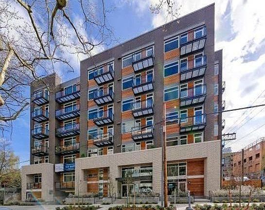 4th image of 500 Belmont Ave E #302