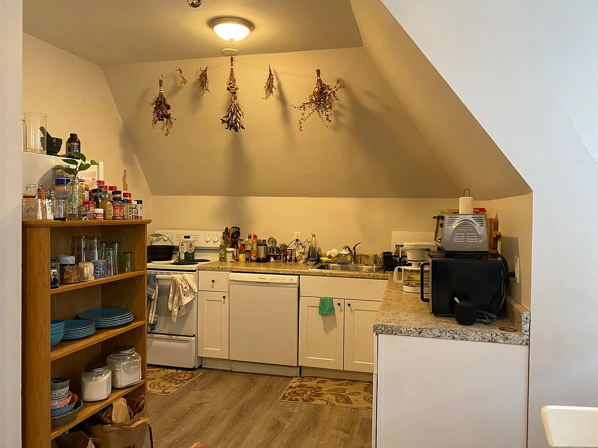 Building Photo - 823 S Trenton Ave #3