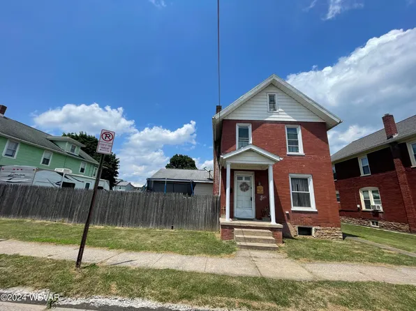 215 W Clinton St, Lock Haven, PA 17745