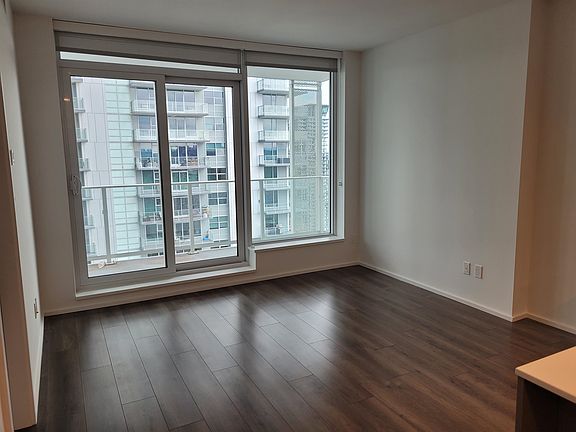 2nd image of 3833 Evergreen Pl #2104