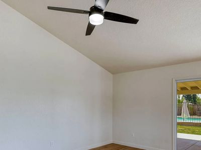 2014 Crestlake Dr, Redding, CA, 96003