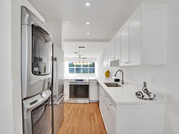 1130 Mahogany Way #203, Delray Beach, FL 33445