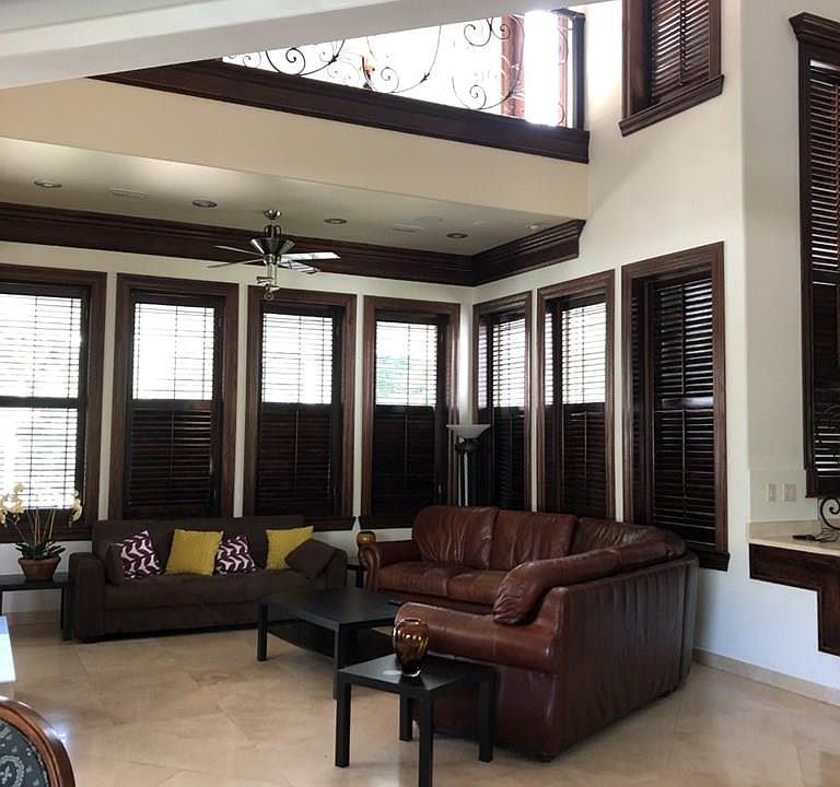 2nd image of 407 Sunshine Rd